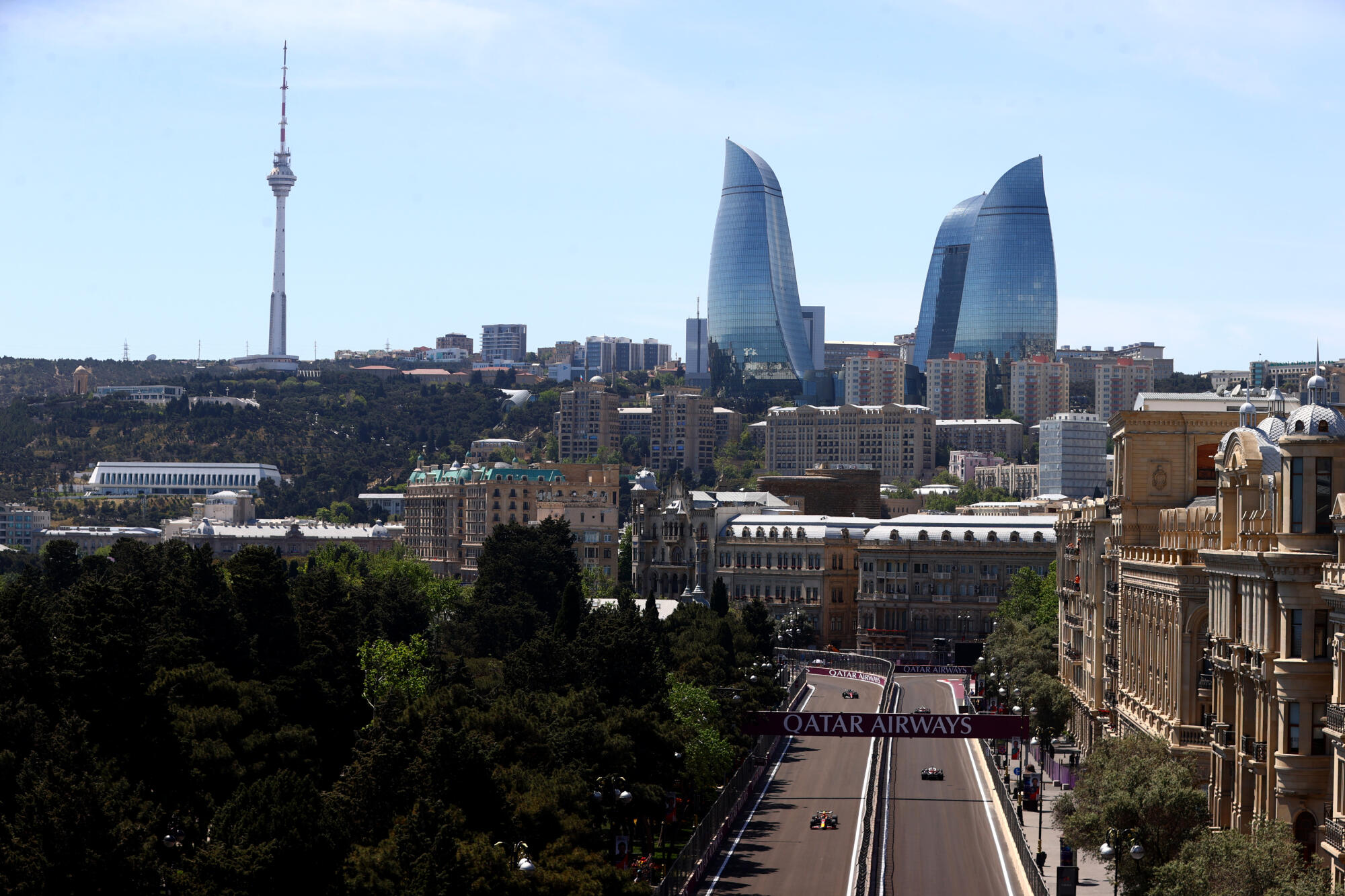 Baku 2 rijrichtingen naast elkaar