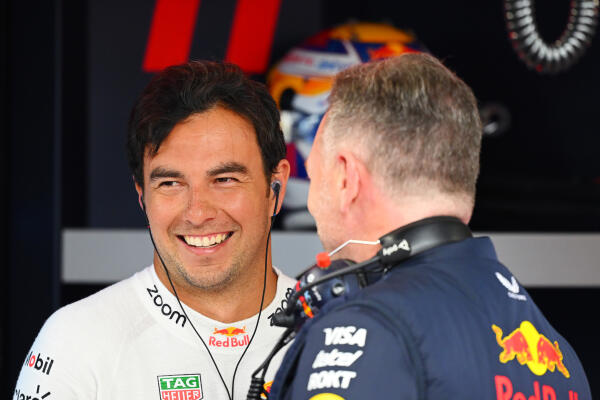 Pérez in Abu Dhabi (1)
