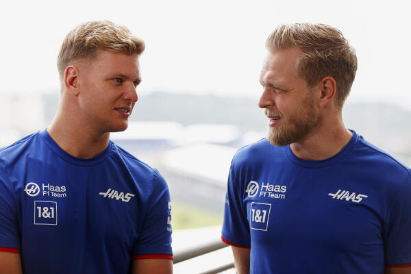 Schumacher en Magnussen vrijdag Brazilië 2022