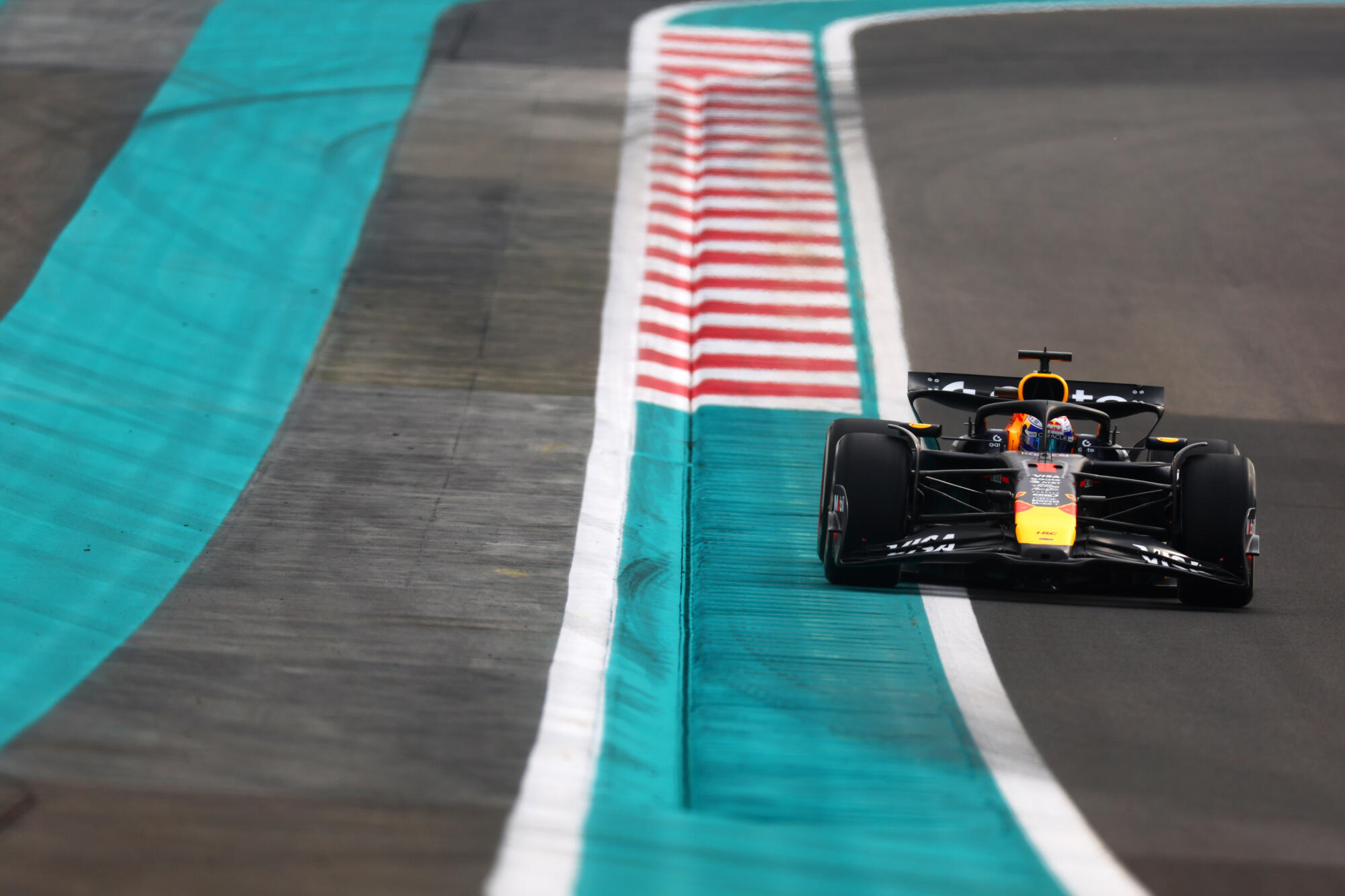 Max Verstappen (2) - VT1 GP Abu Dhabi 2025