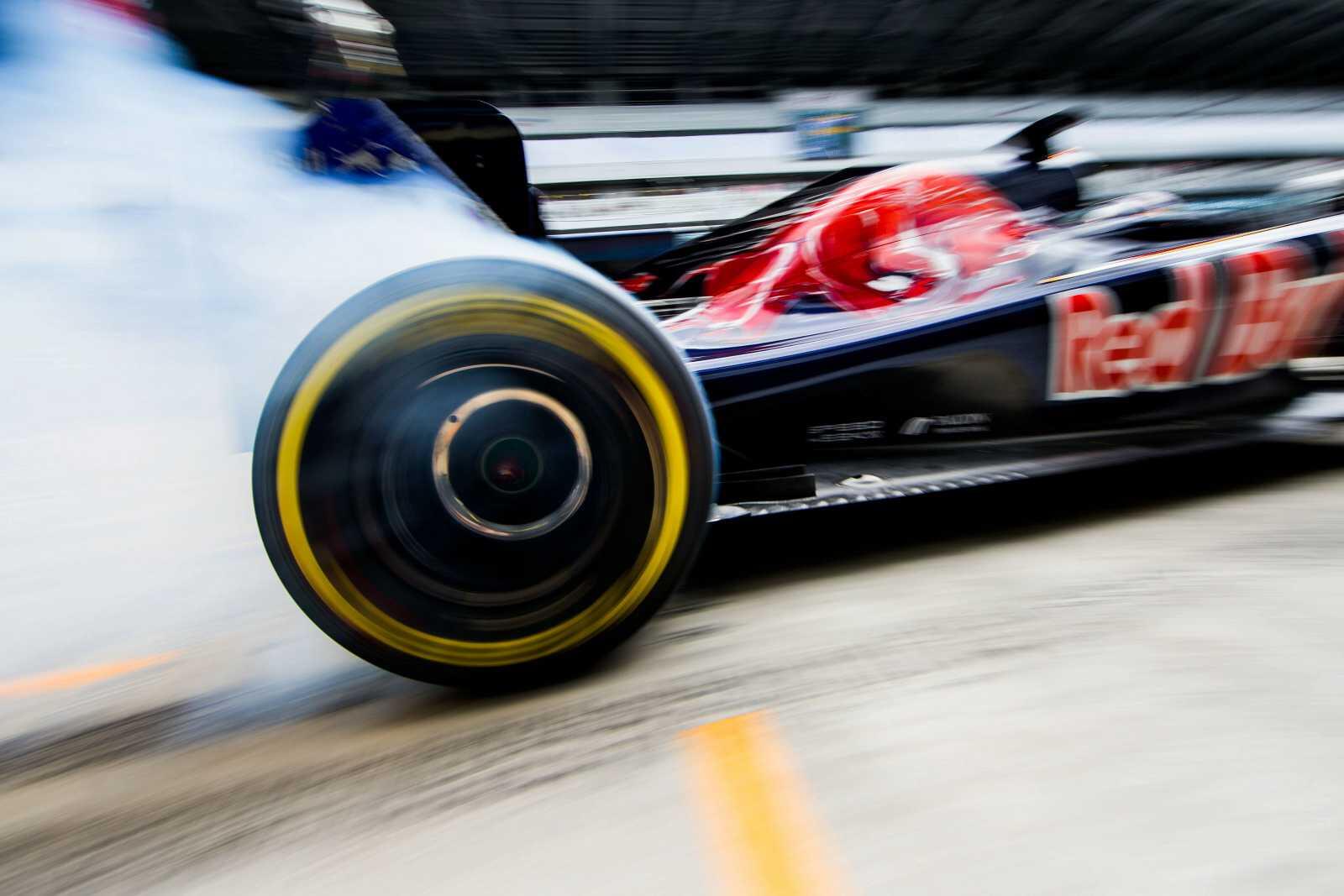 Max_Verstappen_Scuderia_Toro_Rosso_F1_GP_Rusland_2016