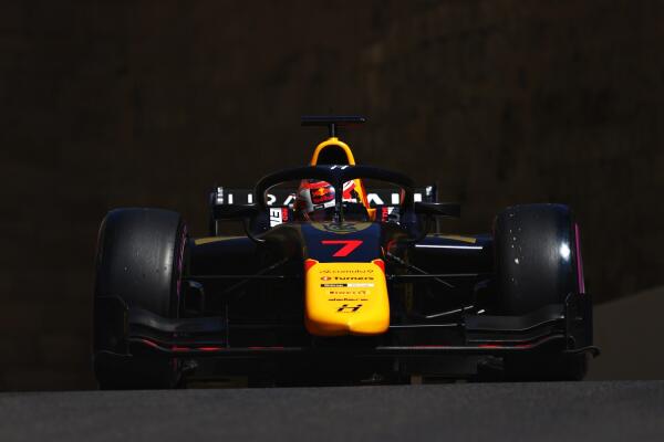 01-Liam-Lawson-Hitech-Grand-Prix-C-Formula-Motorsport-Limited-1