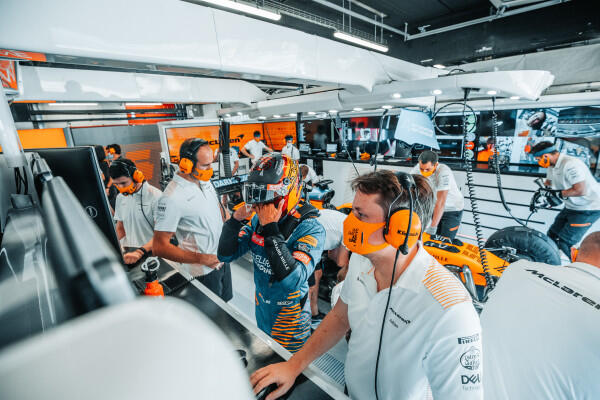 McLaren-Sainz