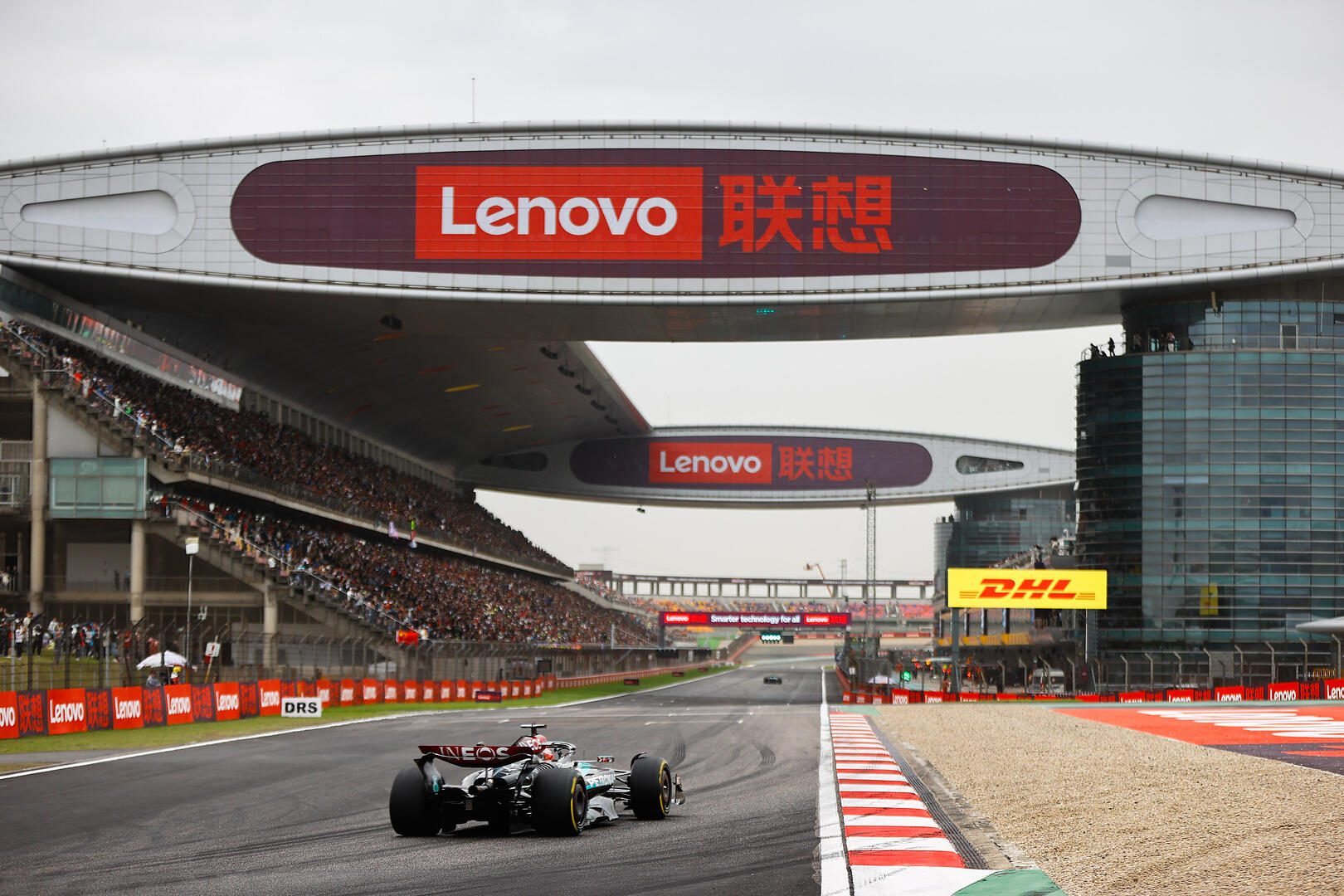 George Russell Zaterdag Shanghai China 2024 Mercedes