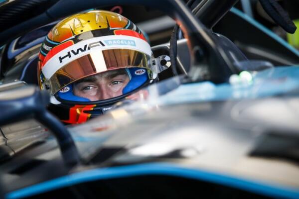 Stoffel-VAndoorne-700x467
