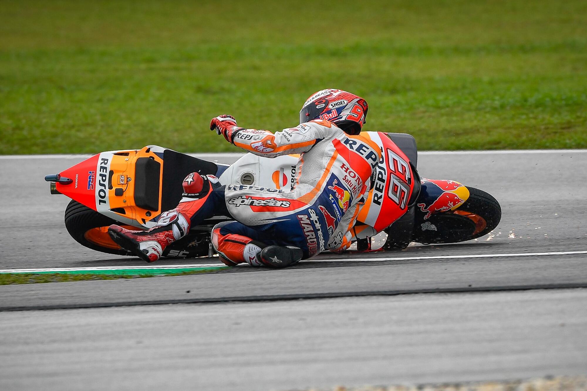 181103_MAL_Marquez_crash