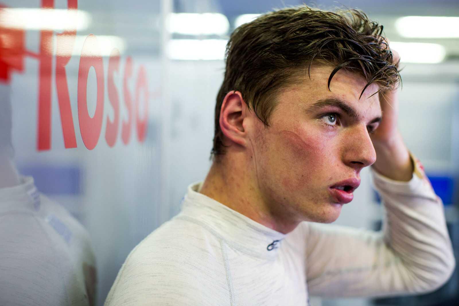 images_Formule1_2015_coureurs_Max_Verstappen_Scuderia_Toro_Rosso_GP_Hongarije_2015