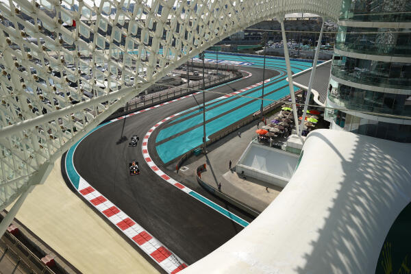 Abu-Dhabi-2021-red-bull