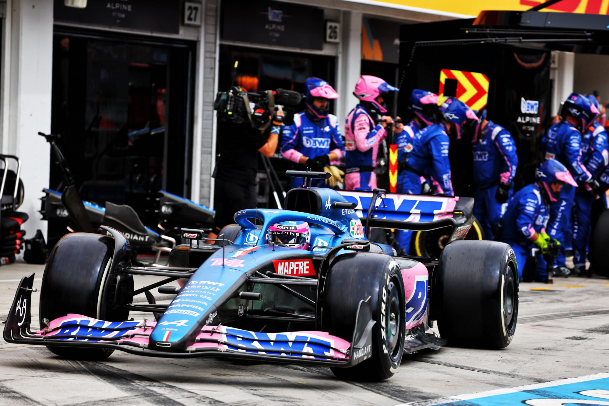 Alonso - pitstop - hongarije 2022