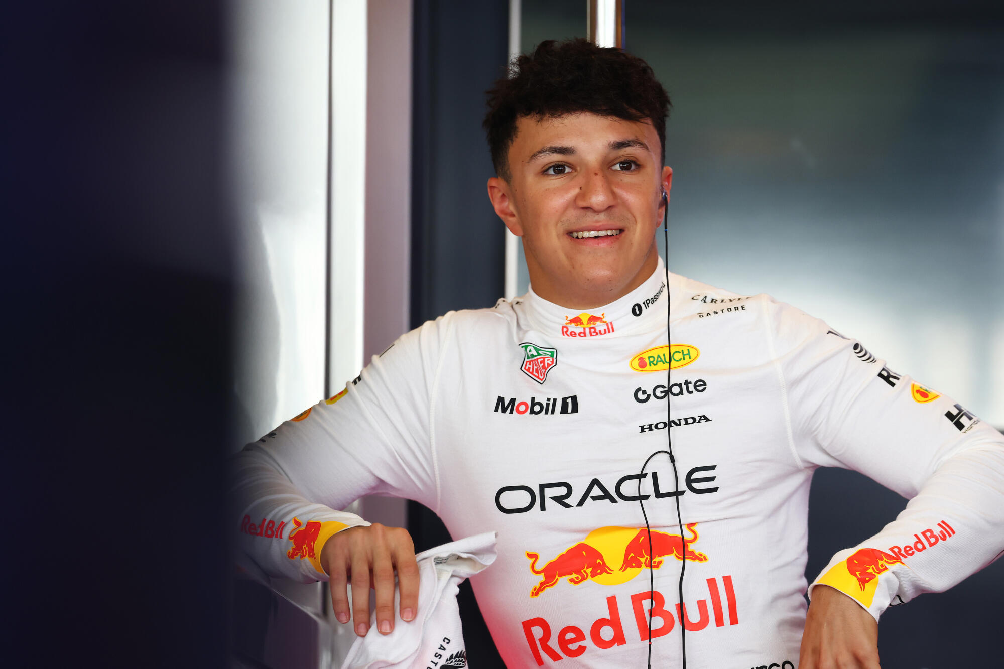 Isack Hadjar garage test dinsdag Abu Dhabi 2025