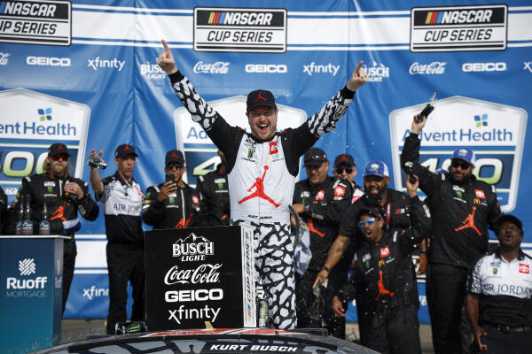 Kurt Busch 23XI Racing Kansas 15-5-2022