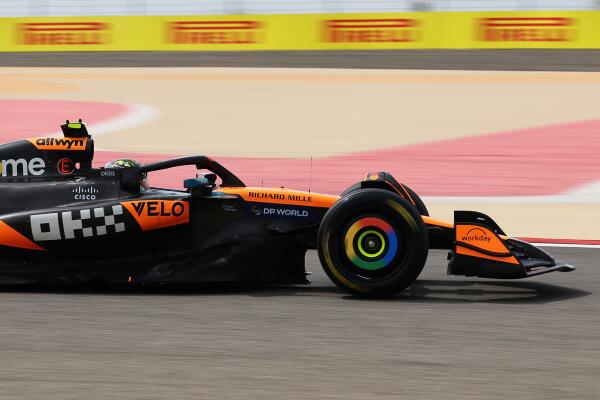 MCLAREN 2025