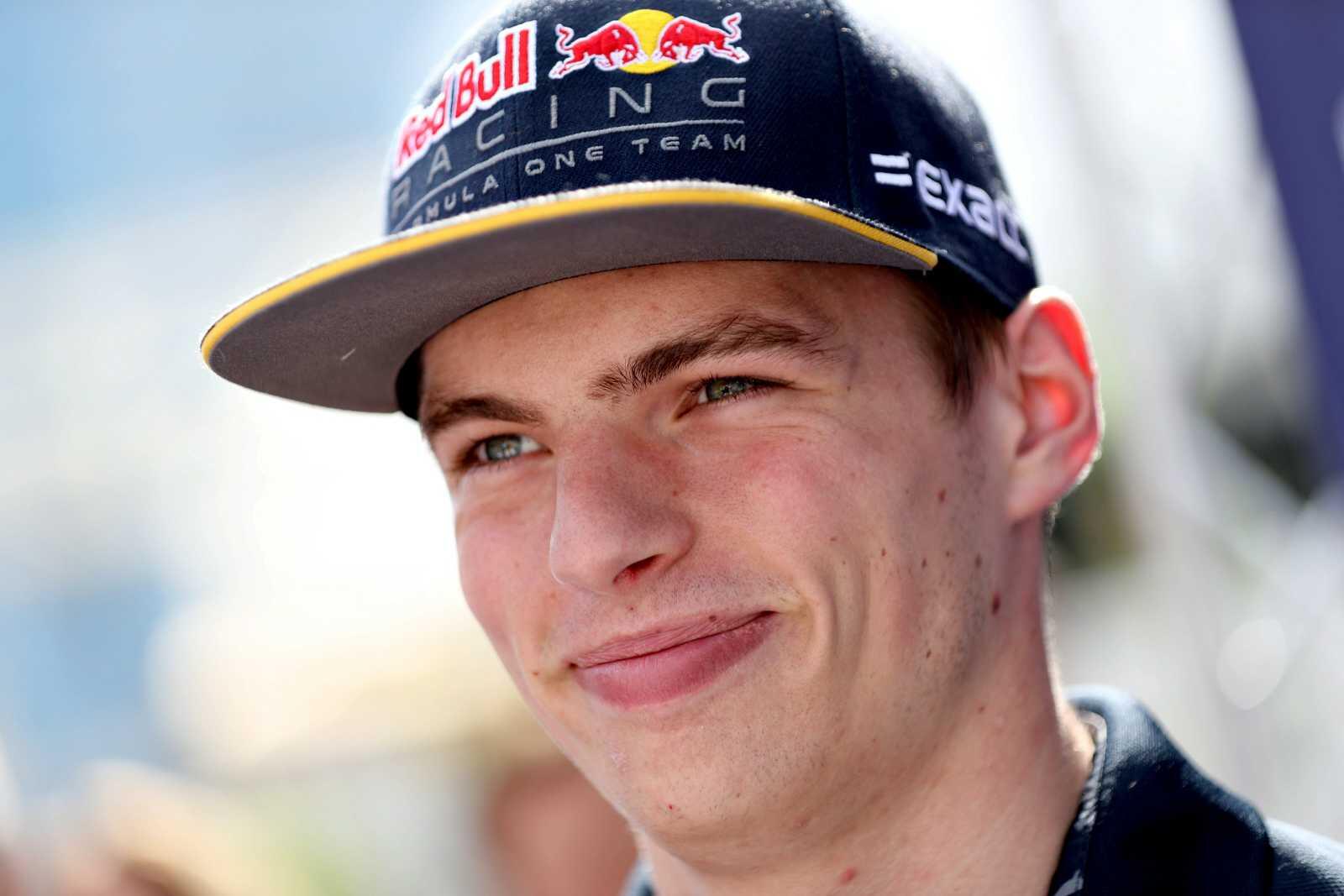 Max_Verstappen_Red_Bull_Racing_F1_Grand_Prix_Europa_2016_vrijdag