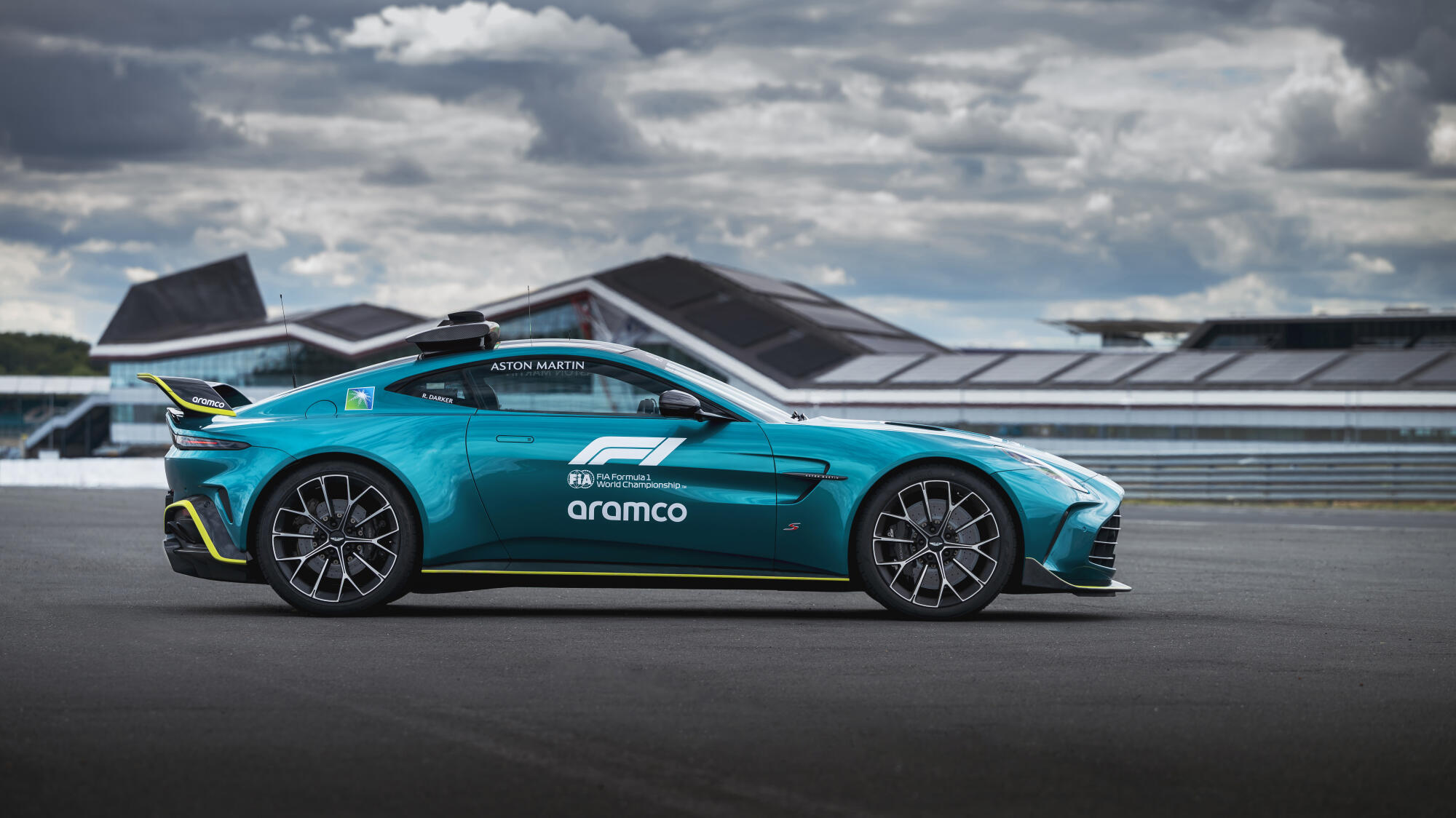 Safety CarVantage S 2025
