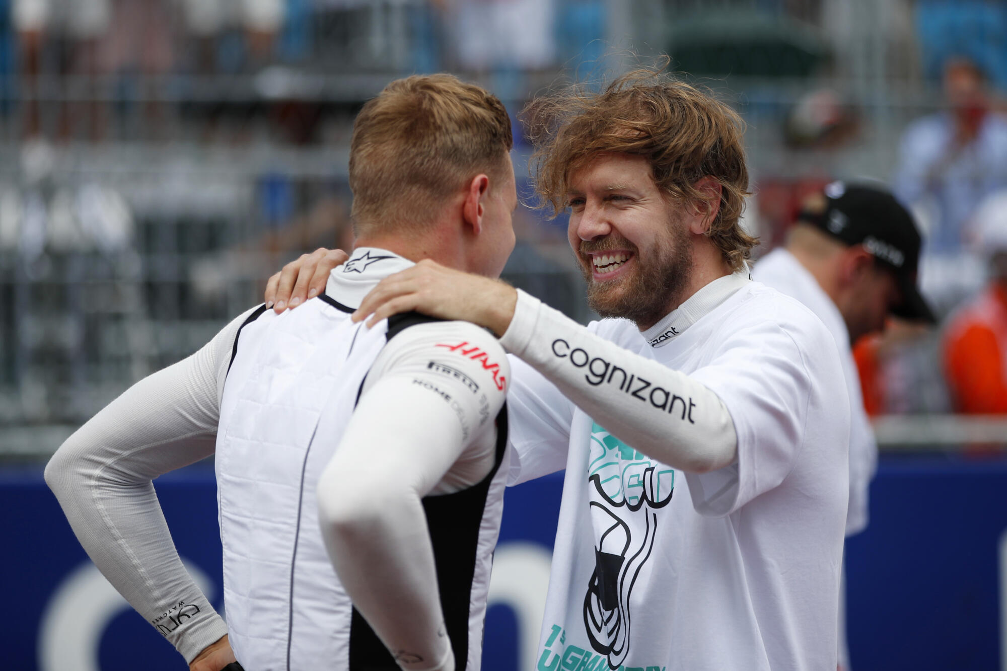 Sebastian Vettel en Mick Schumacher op de grid Miami 2022