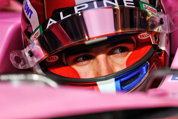 Ocon Bahrein testdag 2 bahrein foto door James Moy Photography XPB Images