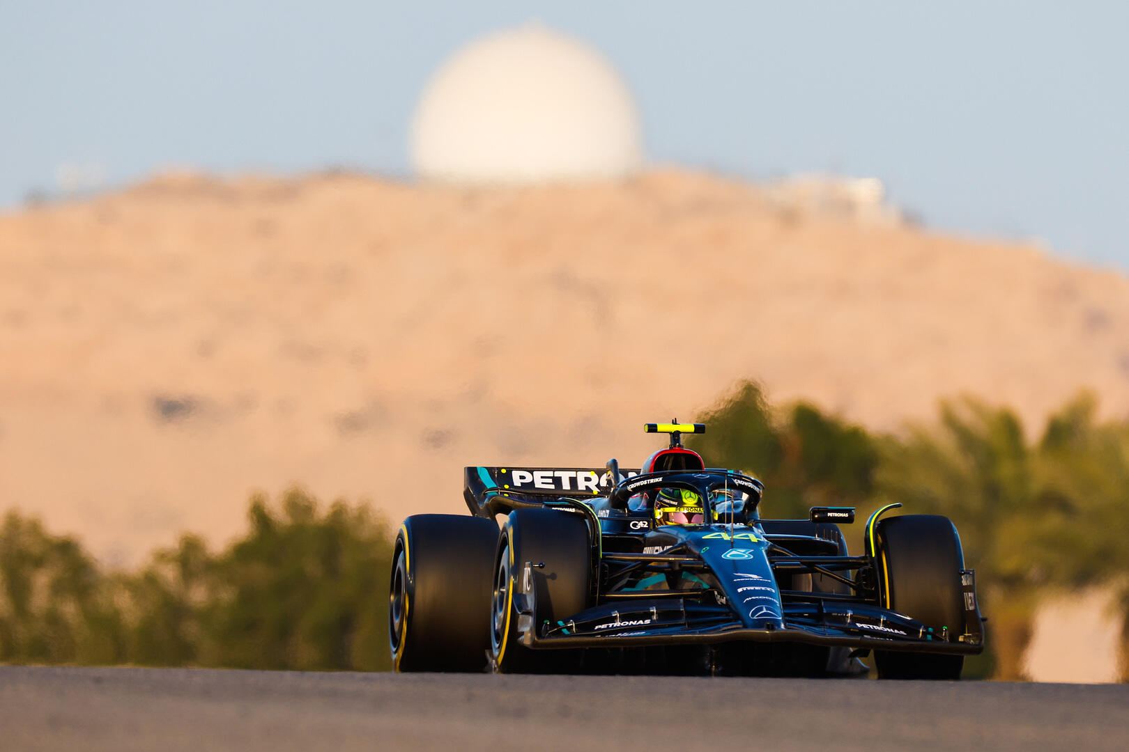 hamilton bahrein 2023