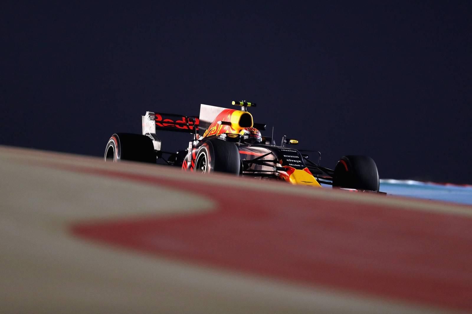 max-1
