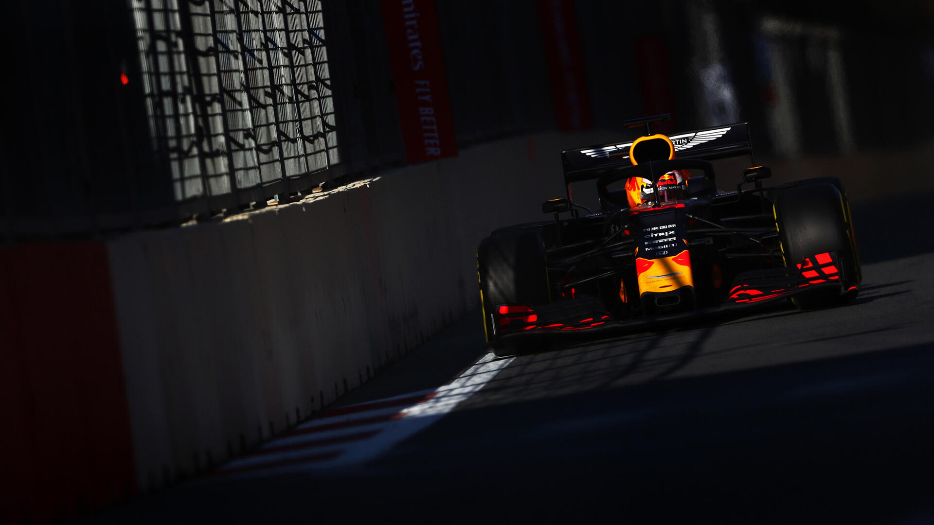1920x1080-Max-Verstappen-Red-Bull-Racing-GP-Azerbeidzjan-2019