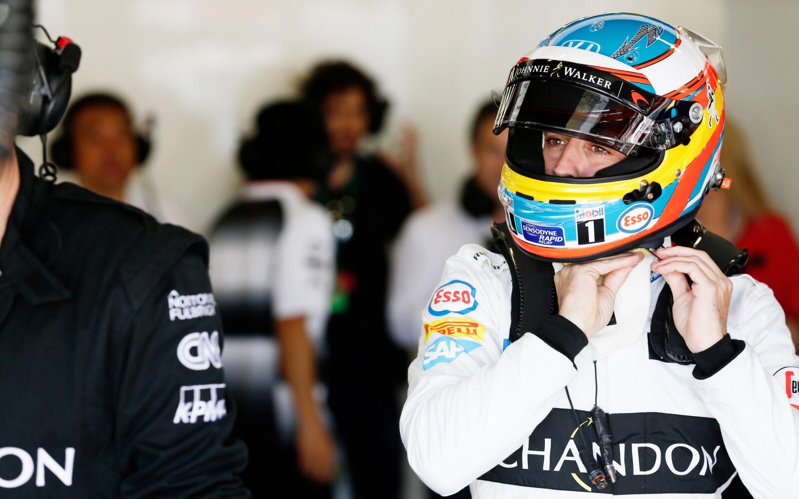 images_2016_F1-retro_05_alonso