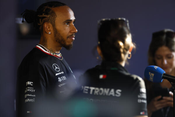 hamilton Bahrein 2023