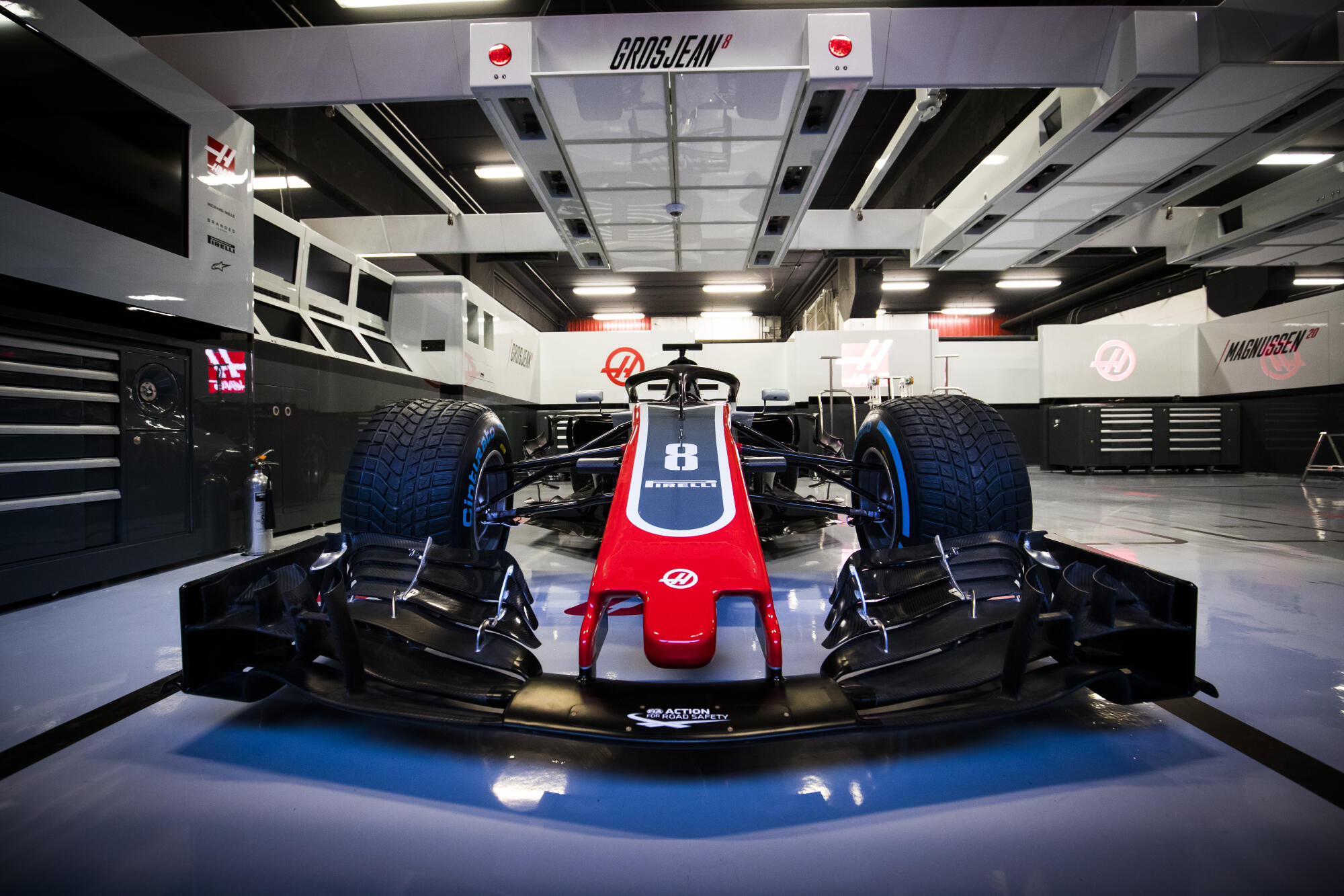 VF18-in-garage-III-944
