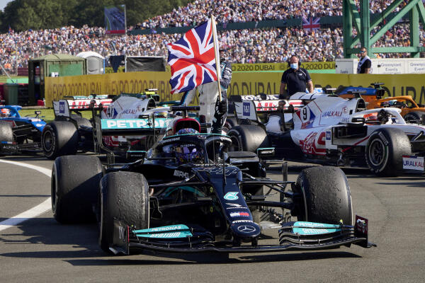 Lewis Hamilton / Mercedes